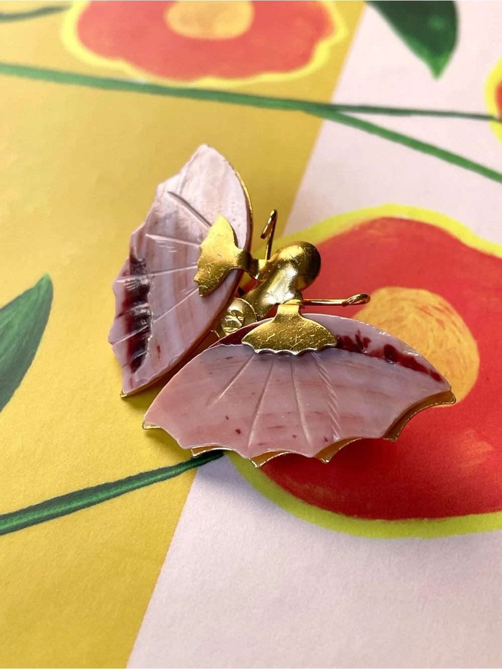 Vintage goldtone & pink shell butterfly brooch wilderkind boho